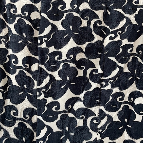 Navy & white designed top - Picture 3 of 6